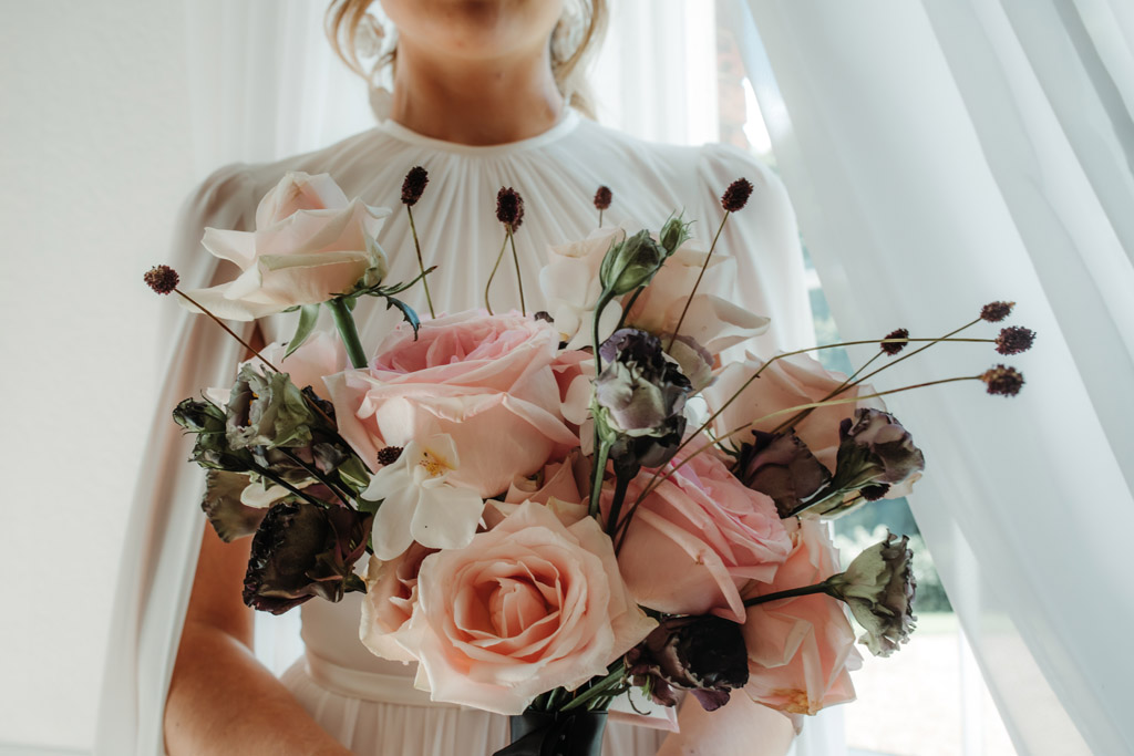 Contemporary Black & Pink wedding styling ideas at Bawtry Hall, image credit Esther Louise Triffitt Photography (12)