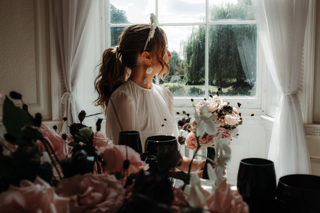 Contemporary Black & Pink wedding styling ideas at Bawtry Hall, image credit Esther Louise Triffitt Photography (22)