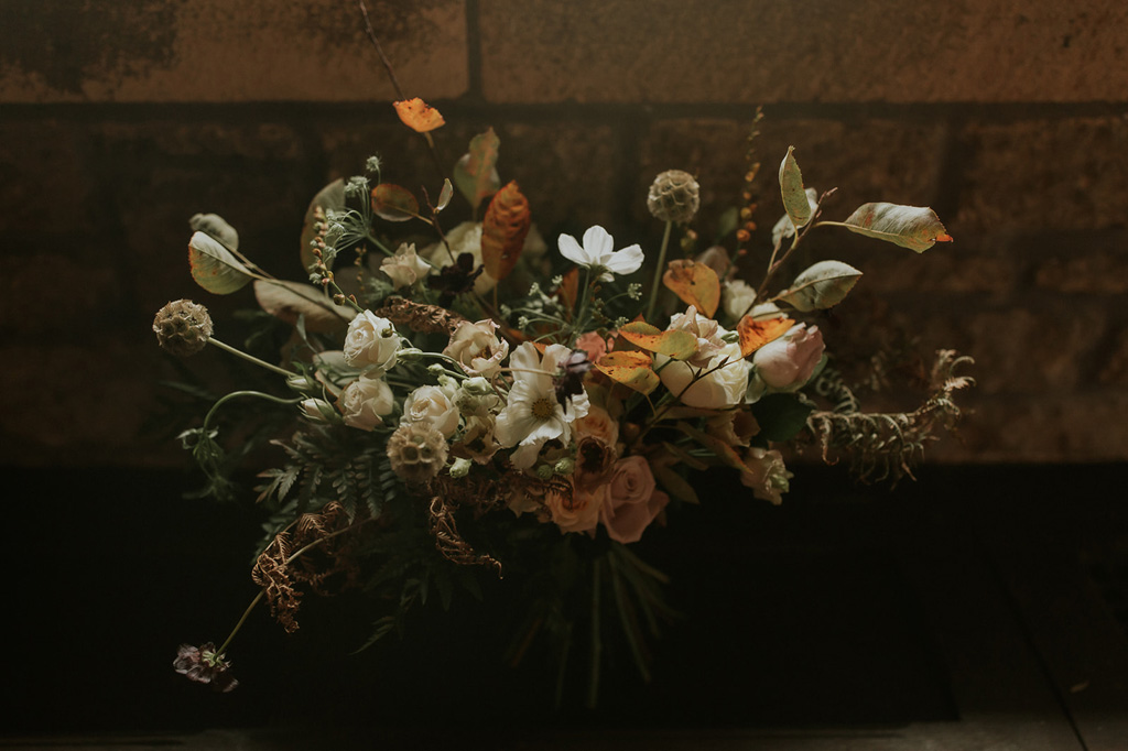 Elegant wedding flowers by Fantail Designer Florist, image credit Lianne Gray Photography