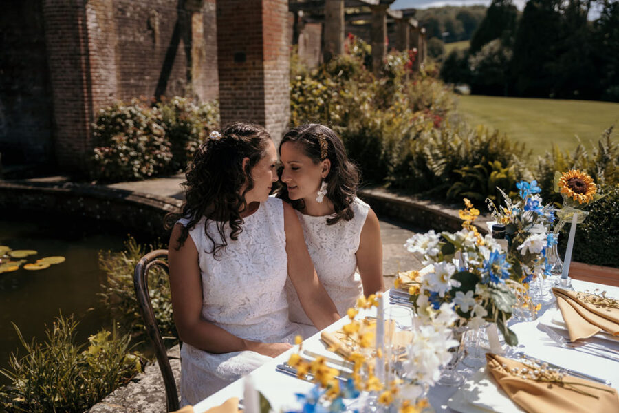 Madeline Brewers Wedding Photos A Romantic English Countryside Dream - gdmoty4