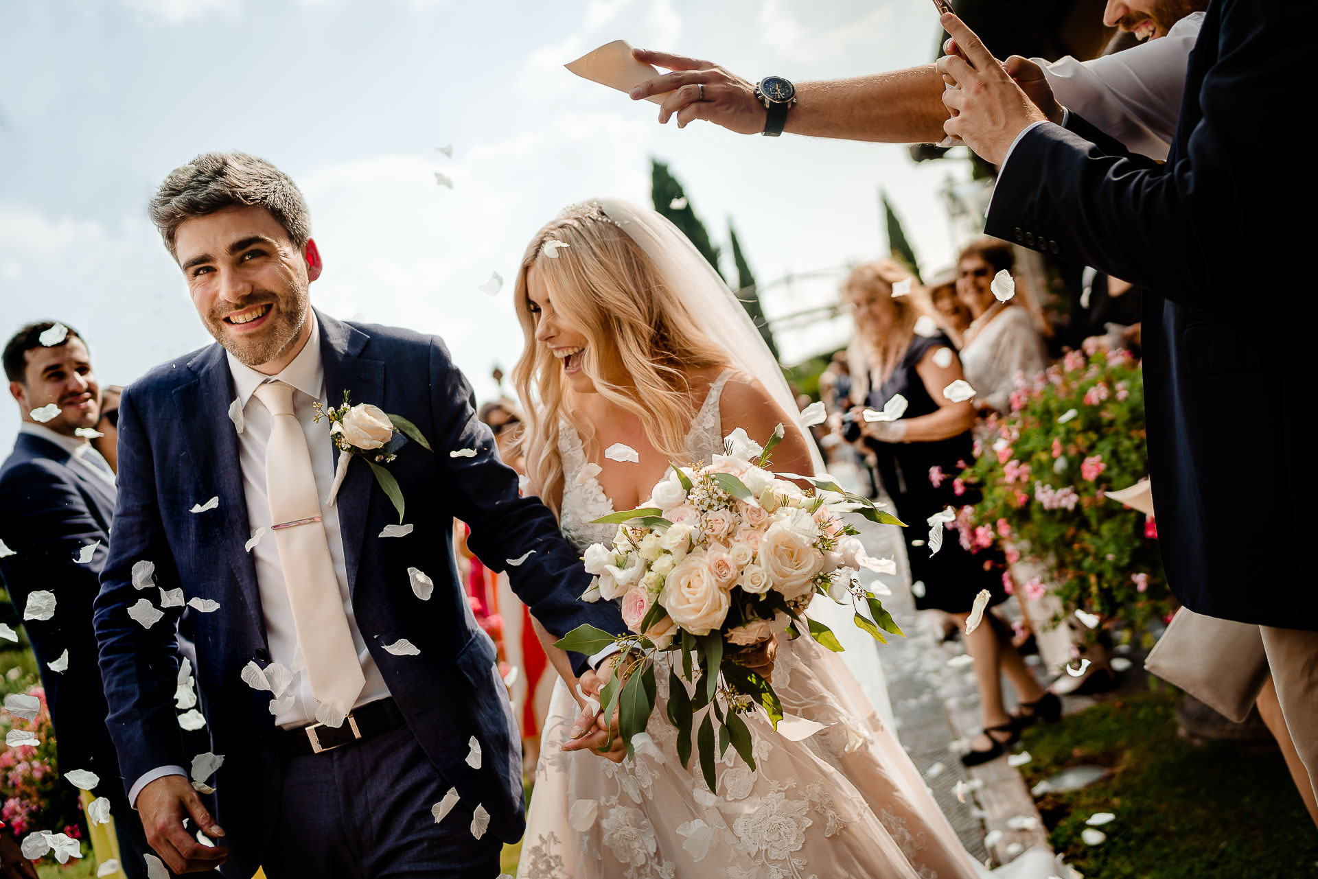 Classic confetti moment at a modern wedding by Liam Collard Photography