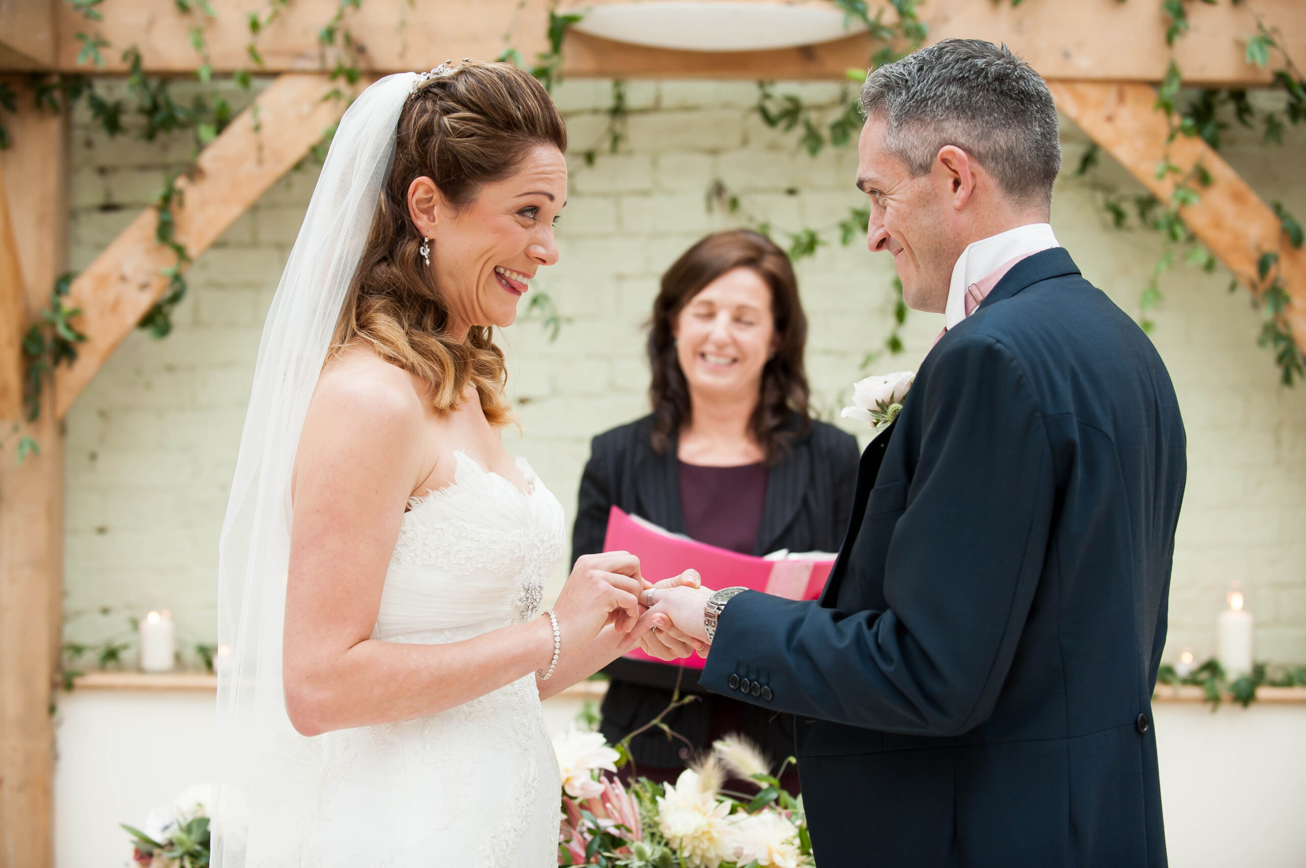 Hertfordshire wedding ceremony, by Tori Deslauriers Photography
