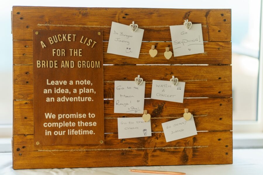 Wedding lawn games with a sustainable twist! English Wedding