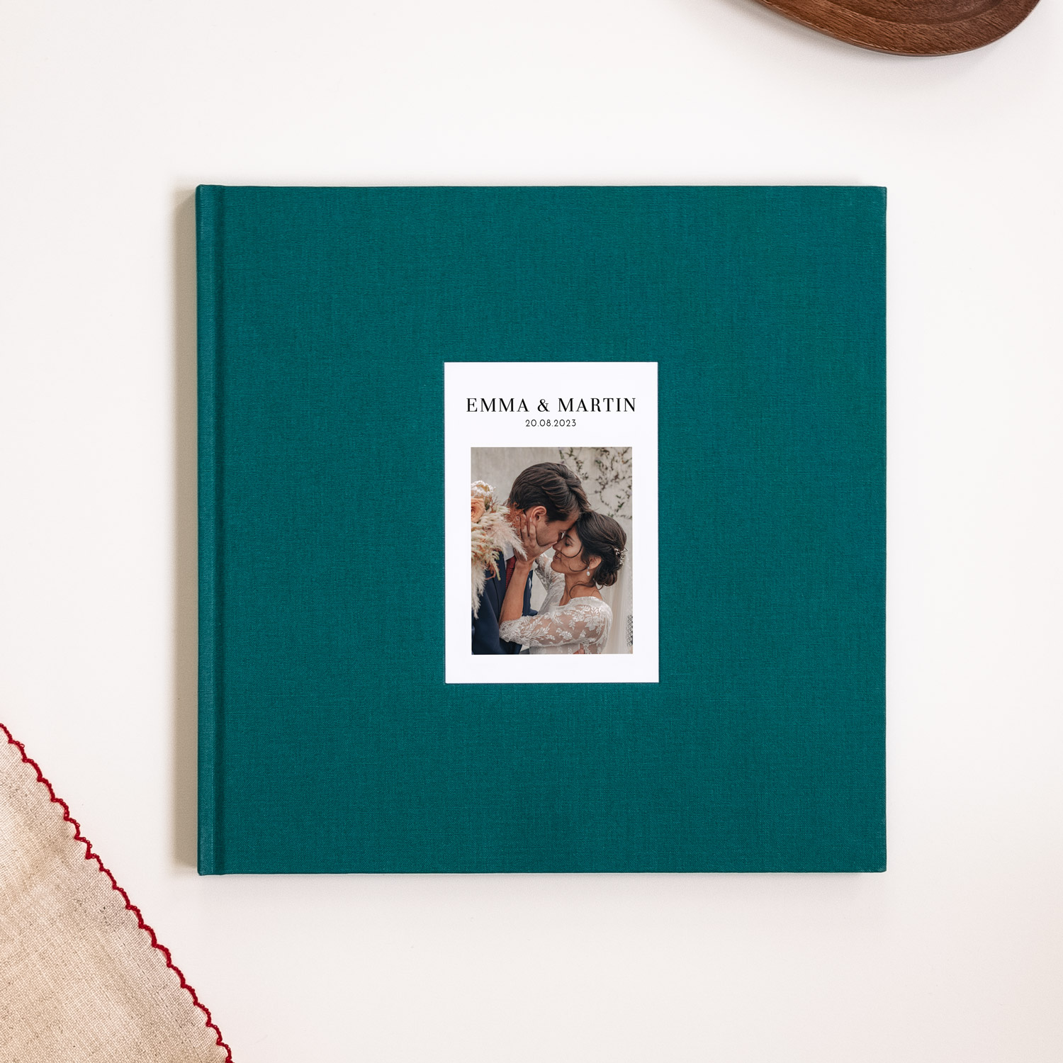 personalised wedding stationery and guest books by Atelier Rosemood