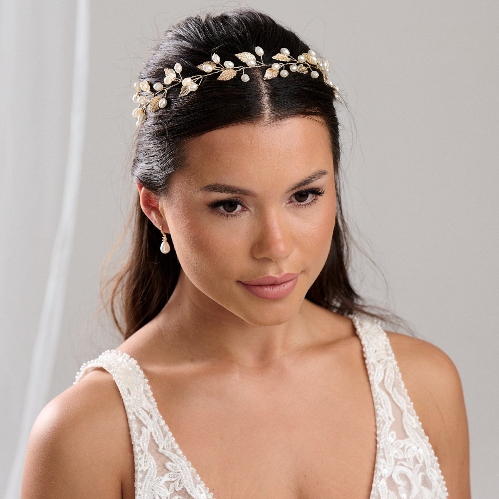 Gold leaves and pearls boho hair vine for weddings