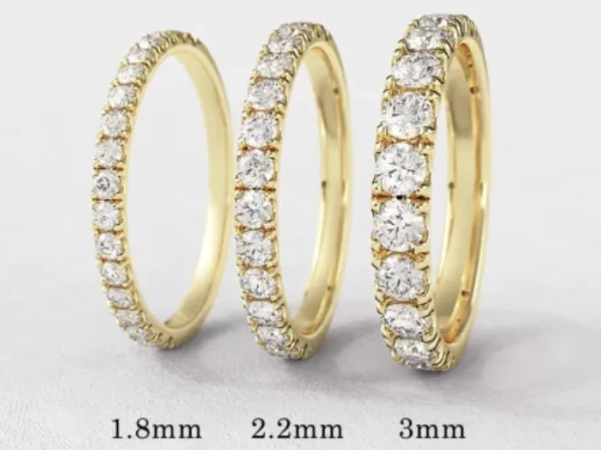 Example sizings for three diamond set wedding rings