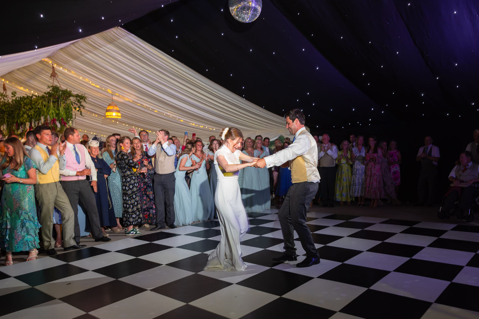 marquee wedding images by Anna Rainbow Photography in Hampshire