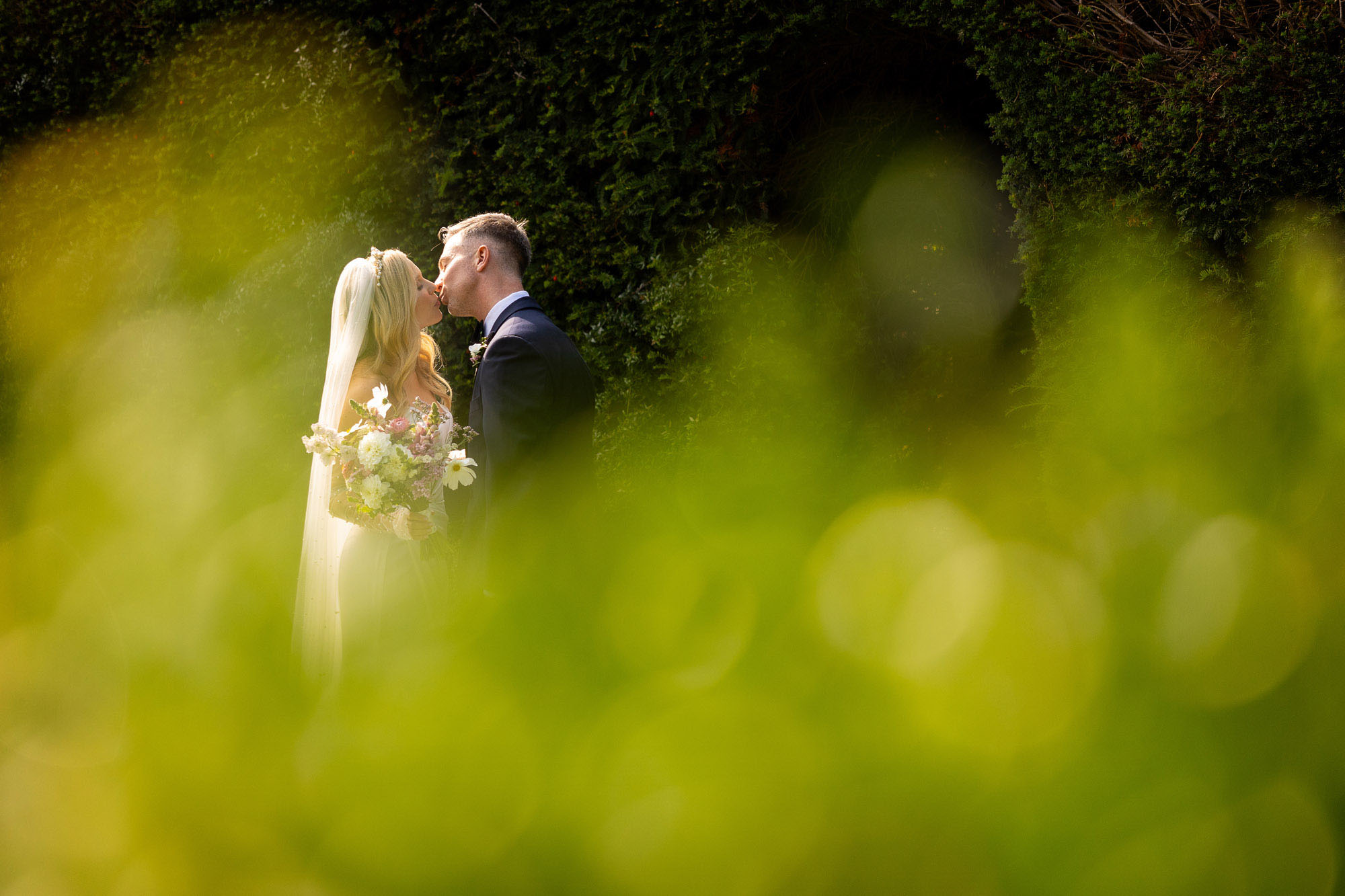 Beautiful moments from Izzy and Tom's wedding at Barley Wood captured by Bristol wedding photographer Martin Dabek