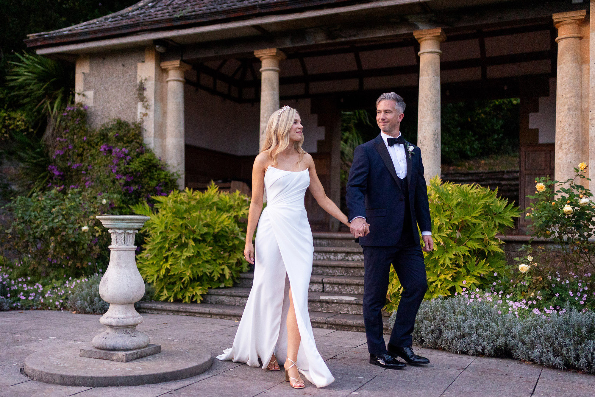 Beautiful moments from Izzy and Tom's wedding at Barley Wood captured by Bristol wedding photographer Martin Dabek