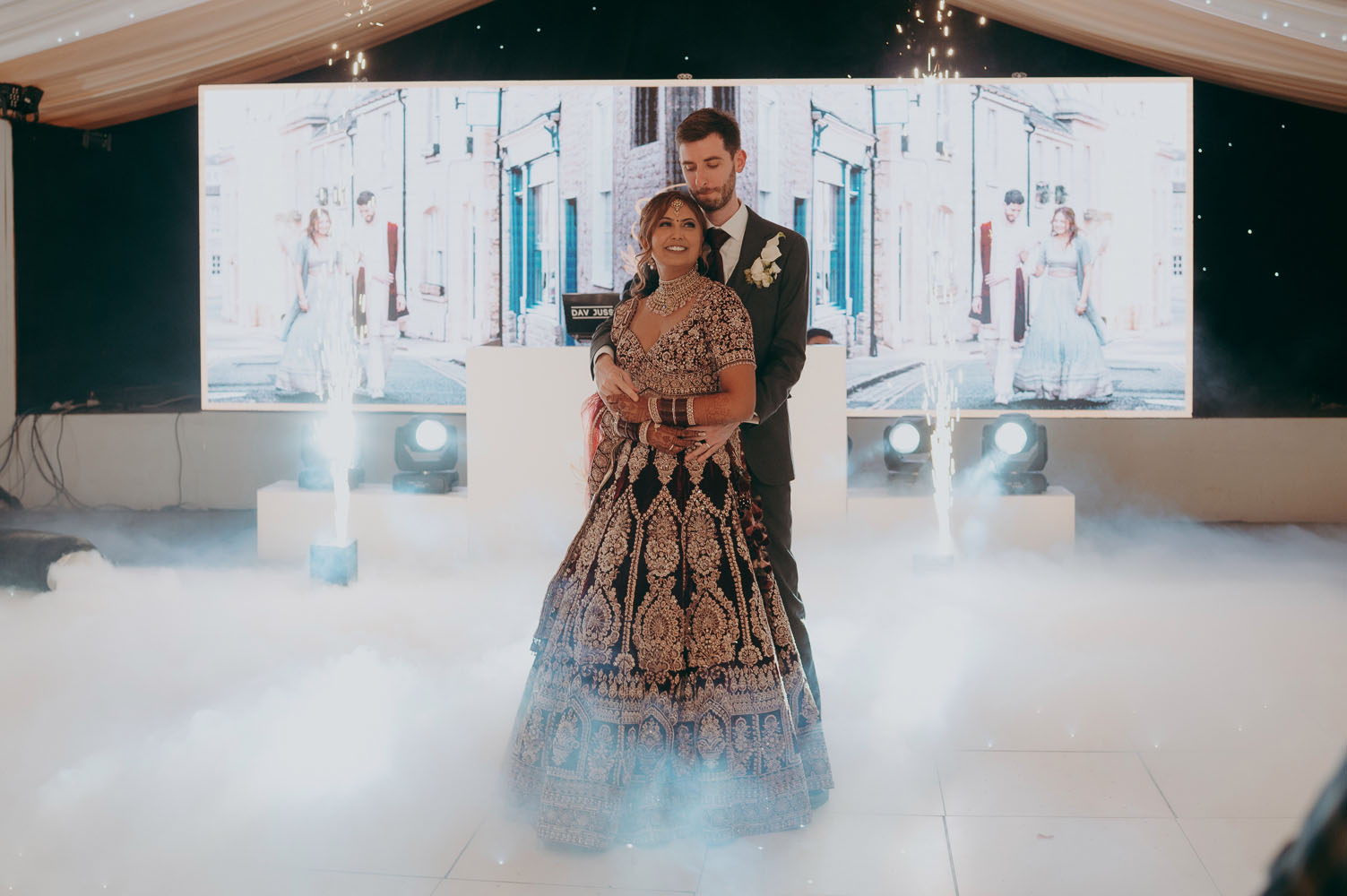 Suman and Scott's beautiful Coombe Abbey wedding of 2 cultures with images by Damien Vickers Photography Cambridge