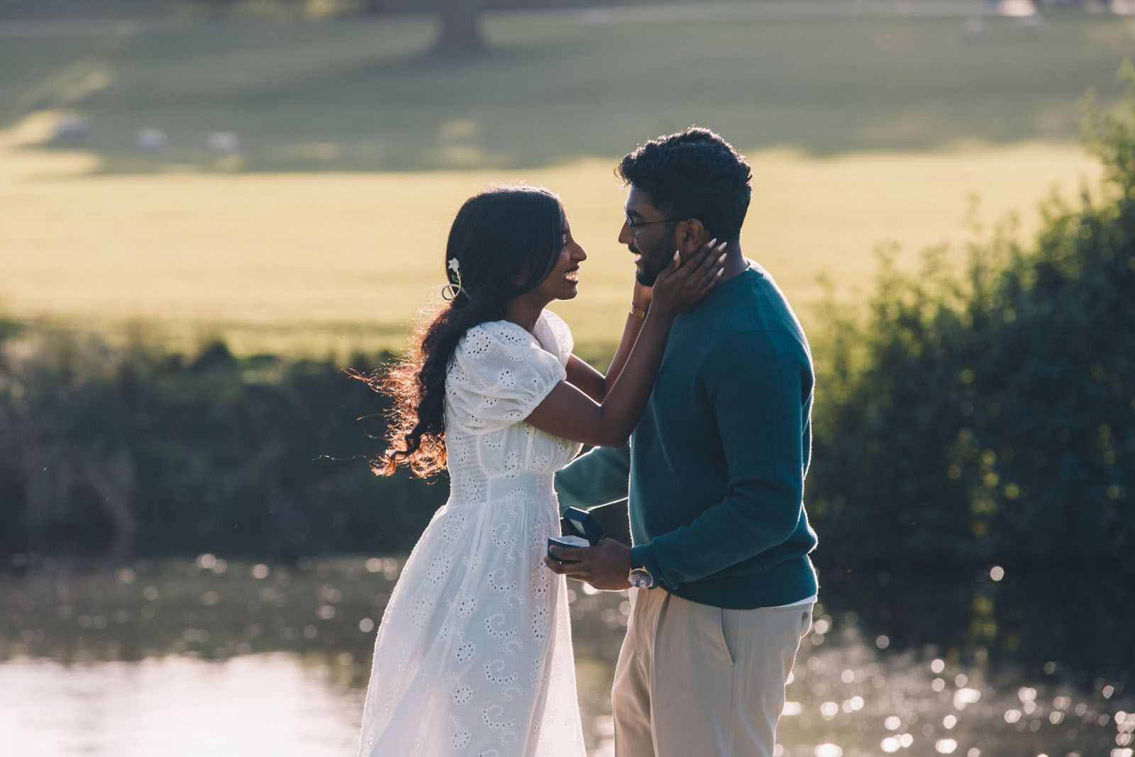 romantic proposal picnic at Chatsworth Derbyshire with Priti Shikotra Photography from Manchester