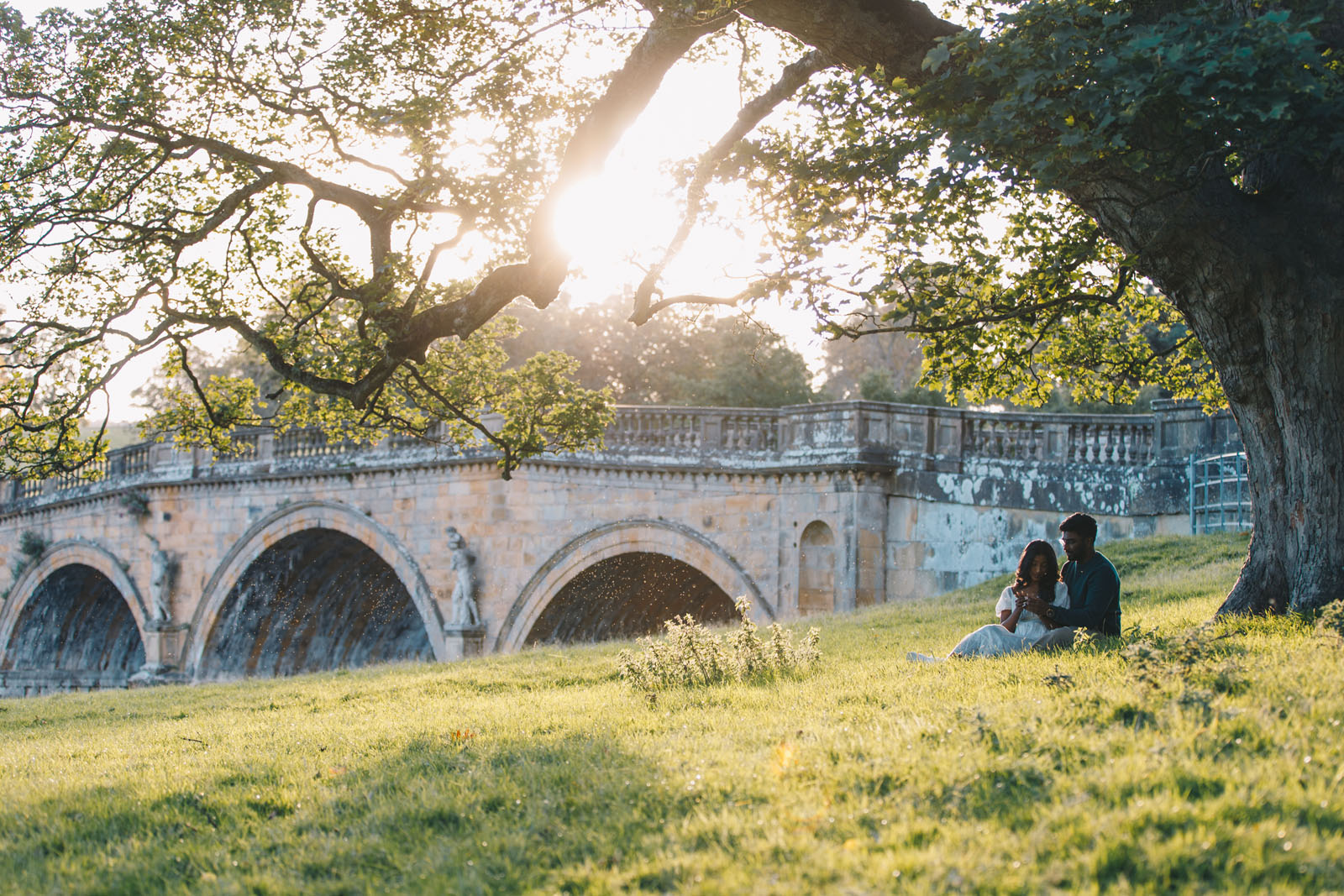 romantic proposal picnic at Chatsworth Derbyshire with Priti Shikotra Photography from Manchester