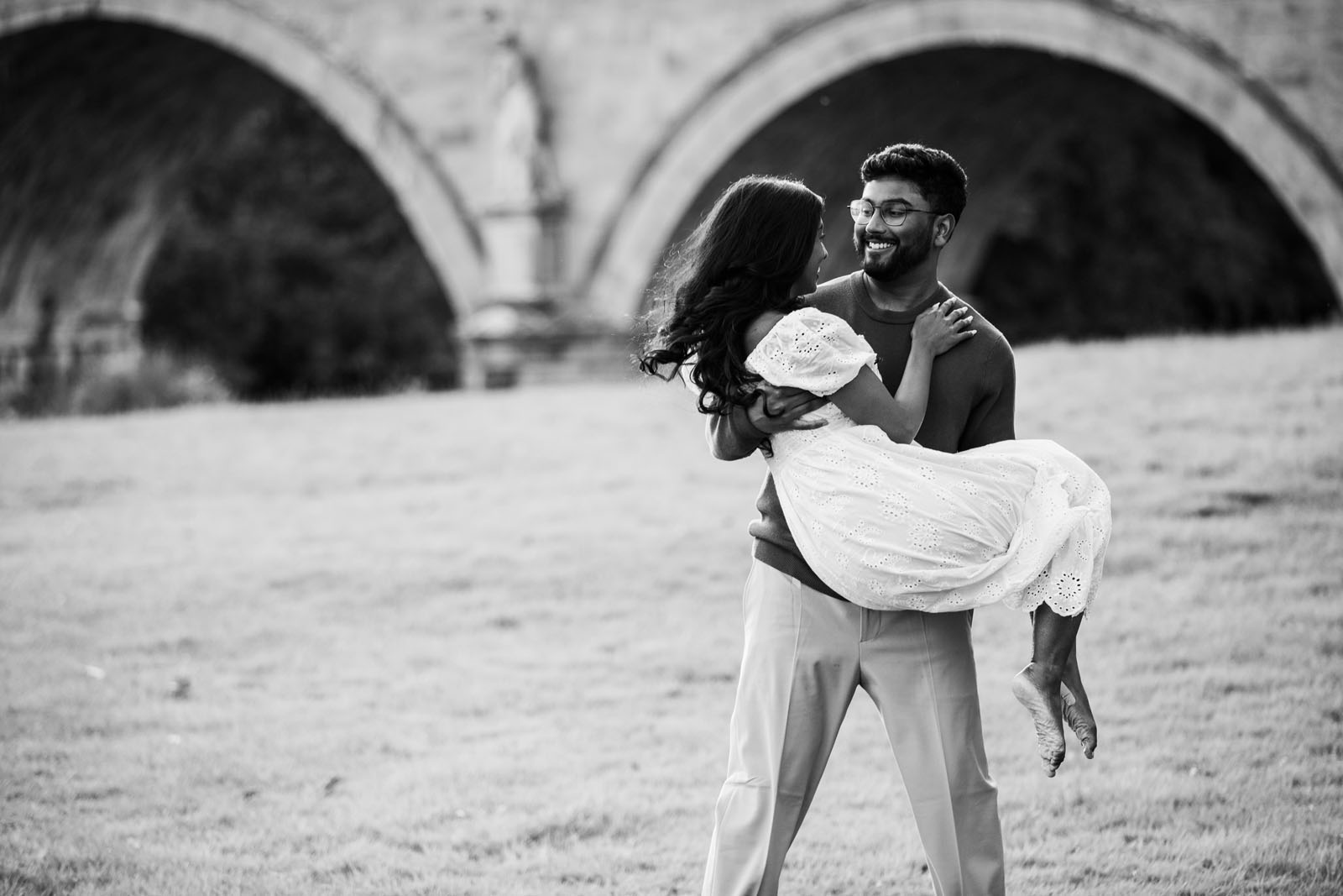 romantic proposal picnic at Chatsworth Derbyshire with Priti Shikotra Photography from Manchester