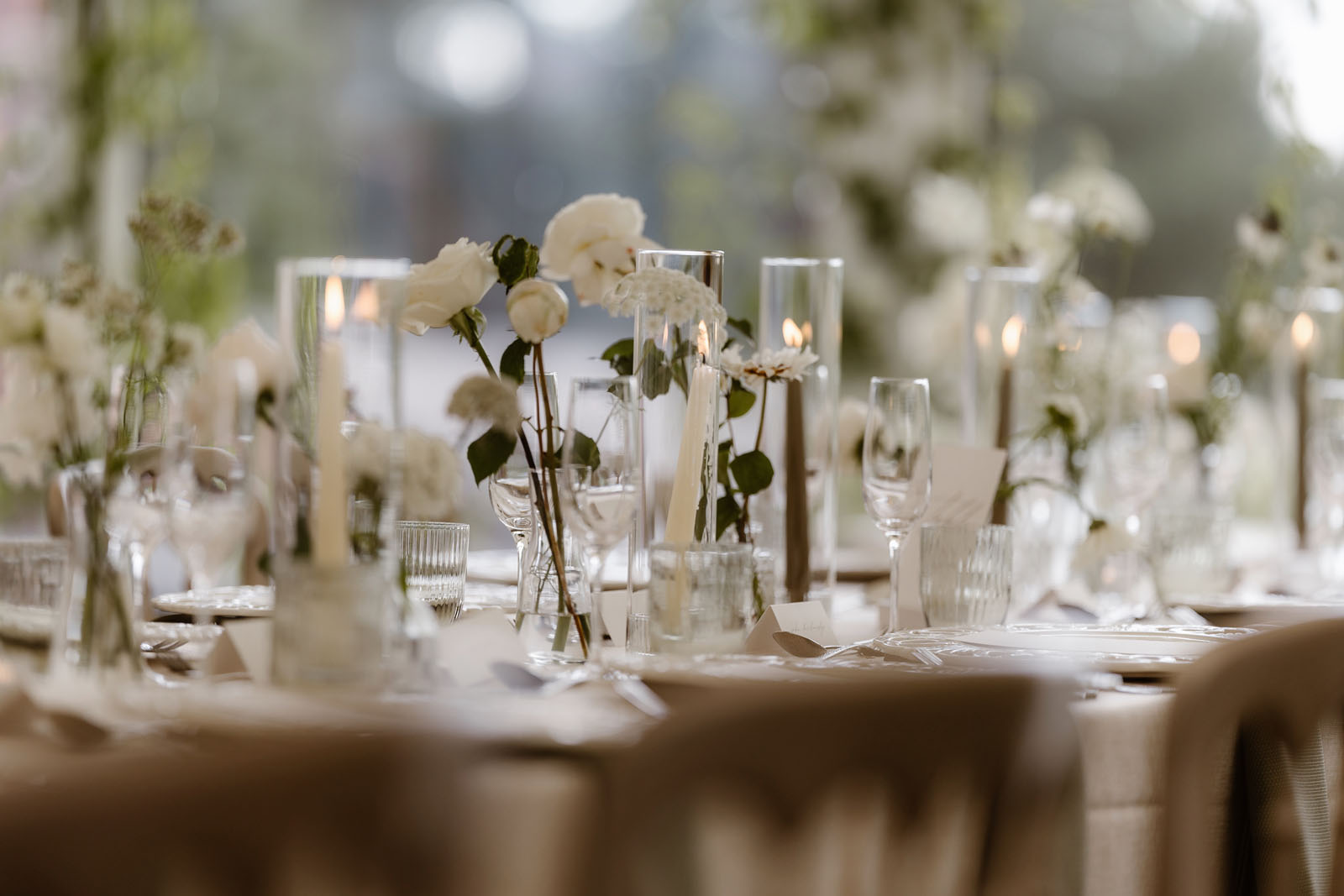 beautiful and minimal wedding table styling with flowers by Jemma Khan