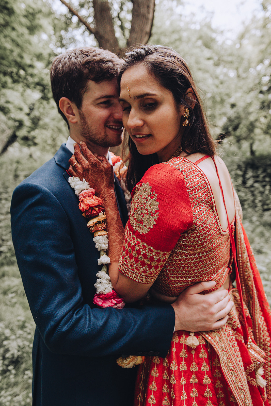 modern English woodland wedding with indian dress and vegan catering, images by Tom Keenan Photography based in Kent