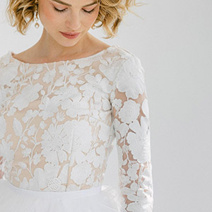 Faith Cauvain bridal wear free listing on English Wedding