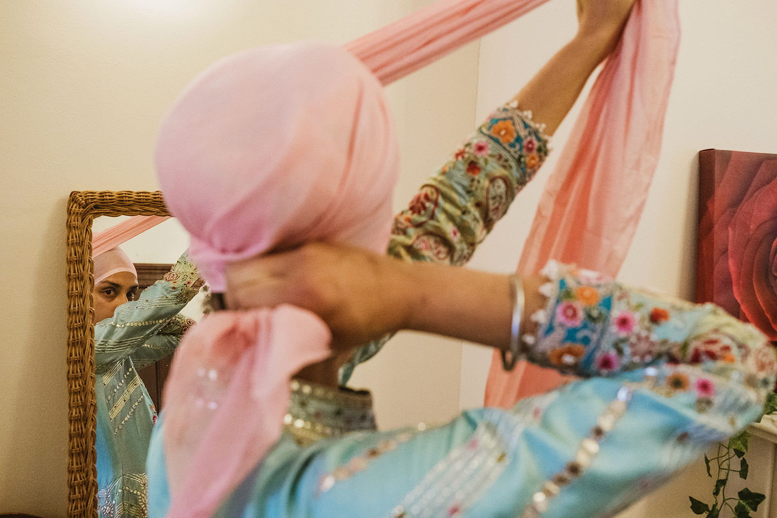 Authentic moments from a Sikh wedding photographed in a modern documentary style with photographs by York Place Studios