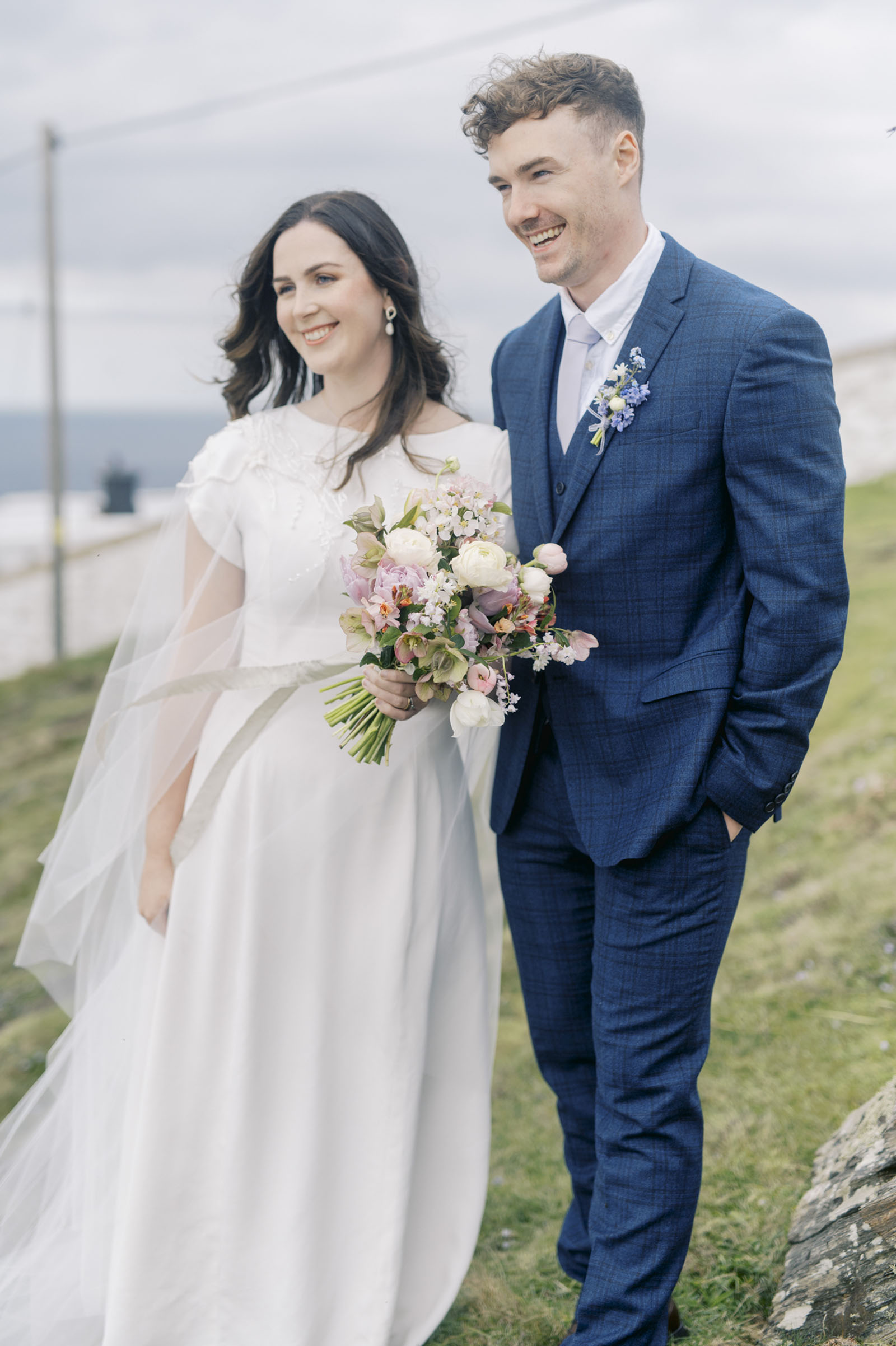 elopement photography inspiration for couples, photographed on the coast of Cornwall by Charlotte Sams