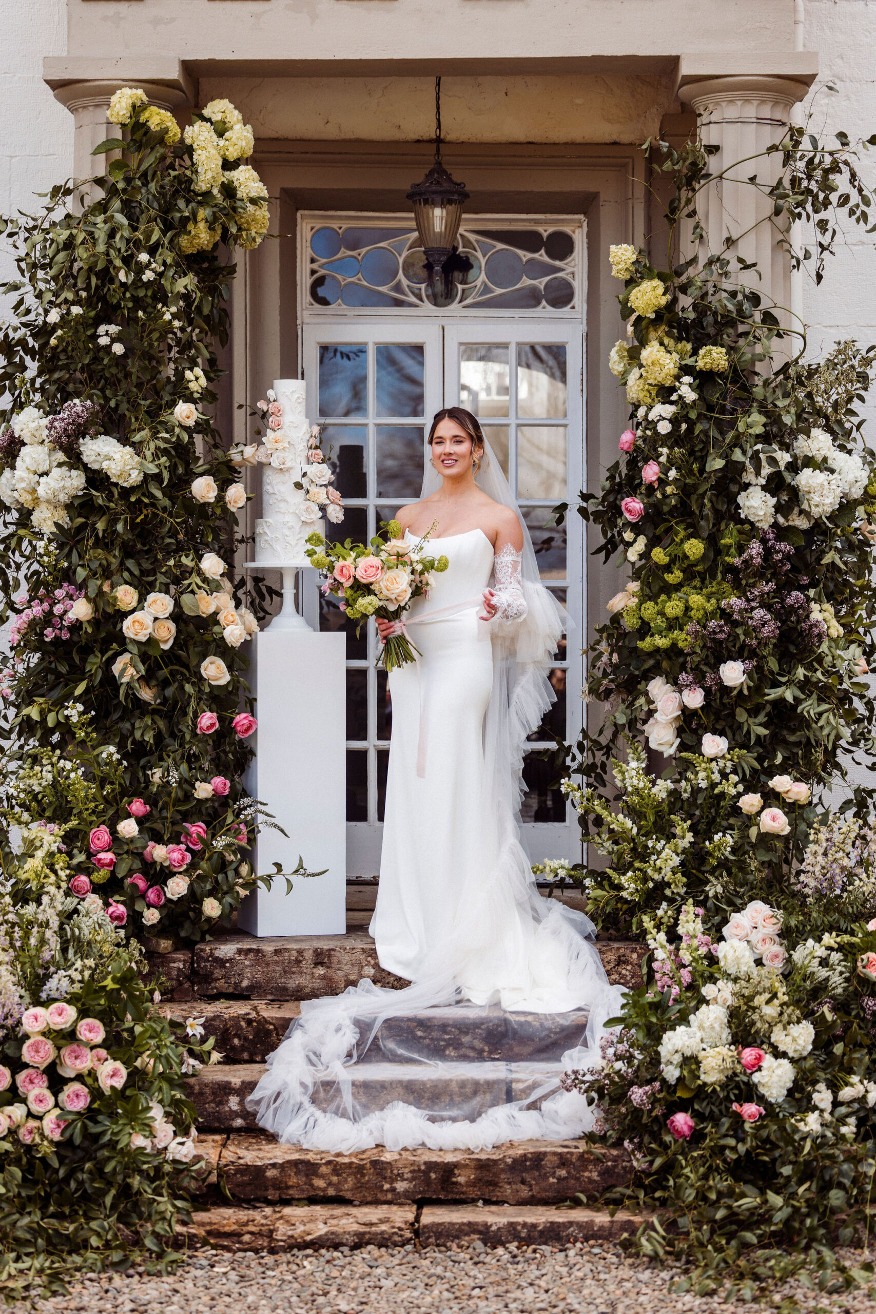 Timeless and romantic spring wedding inspiration from Holesfoot Cumbria, with Mark Battista Photography