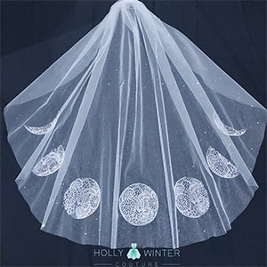 Holly Winter Couture alt wedding veils UK free listing