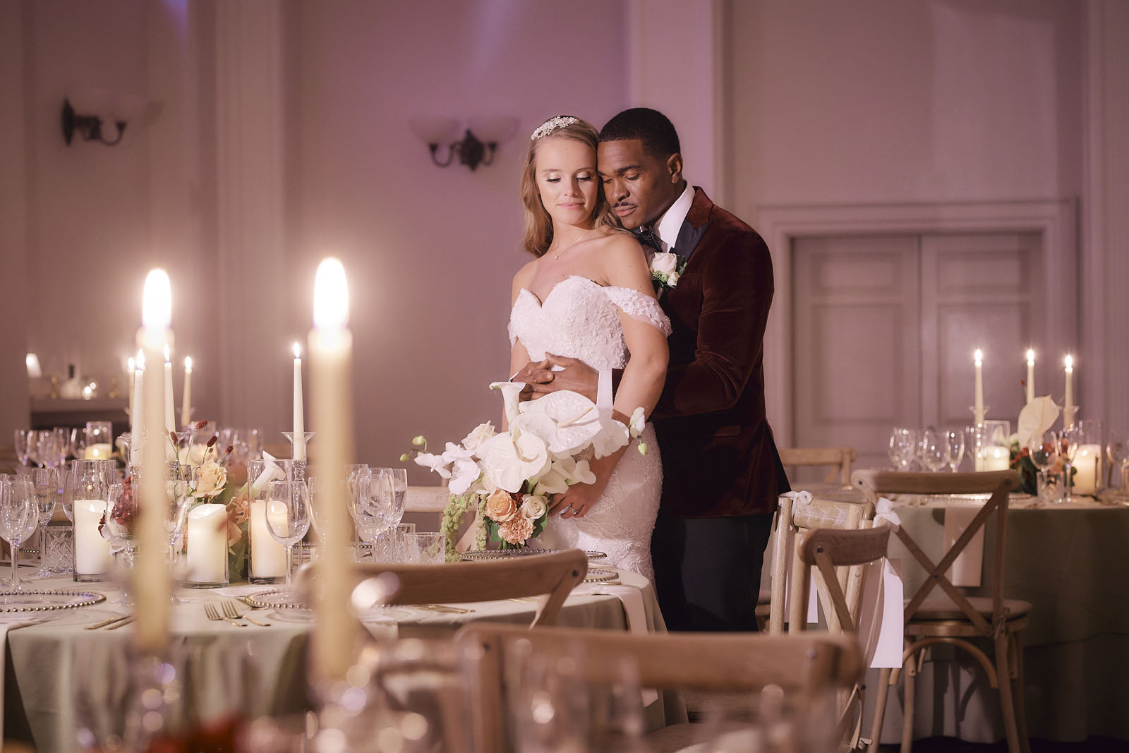 Historic Lux meets Modern Elegance: Wedding Inspiration Photoshoot in Cirencester