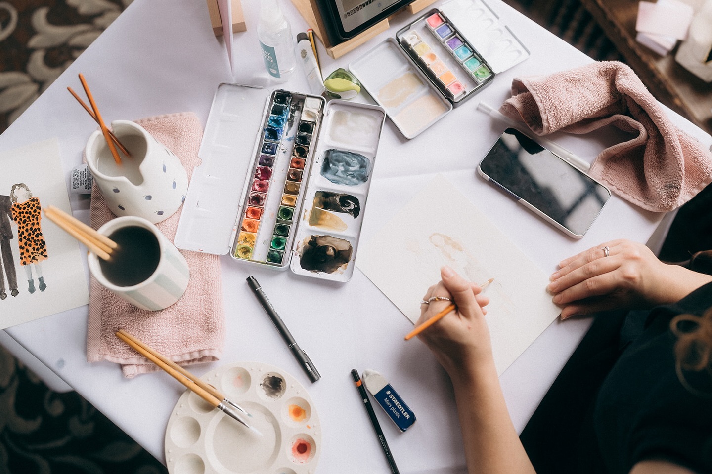 Tools and equipment of Yorkshire live wedding illustrator Samantha at S Walsh Illustrations | image credit Andrew Keher Photography